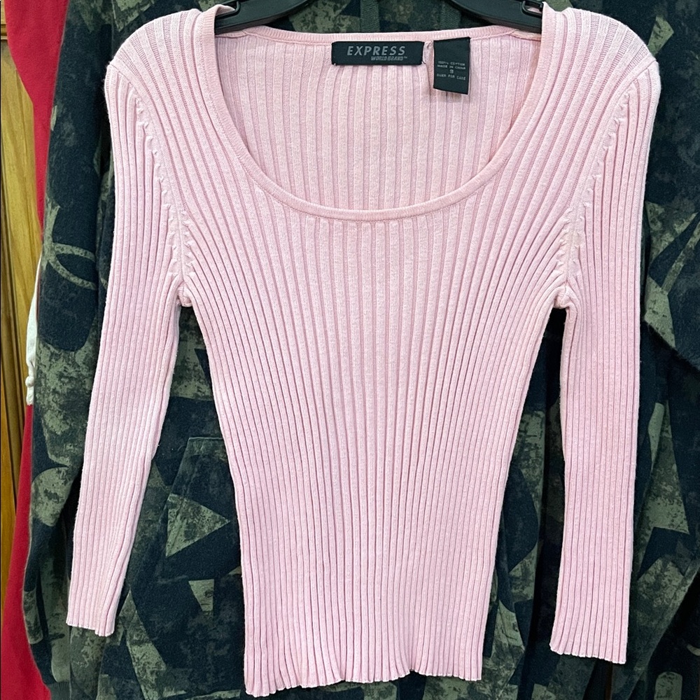 Vintage 90s Express Women's Light Pink Ribbed Scoop Neck Sweater